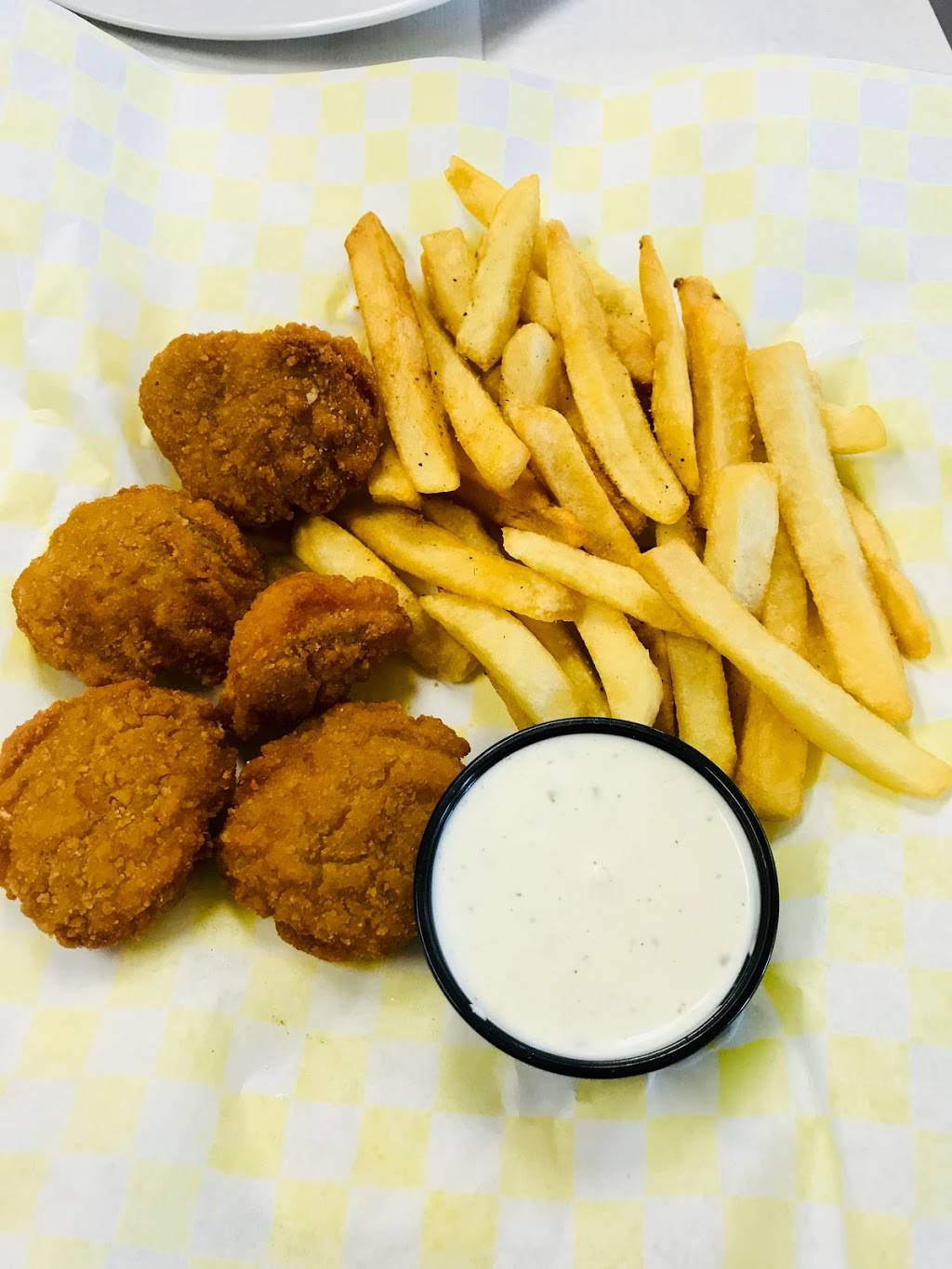 La Familia Restaurant y Taqueria | restaurant | 2871 S Perkins Rd, Memphis, TN 38118, USA | 9012497300 OR +1 901-249-7300