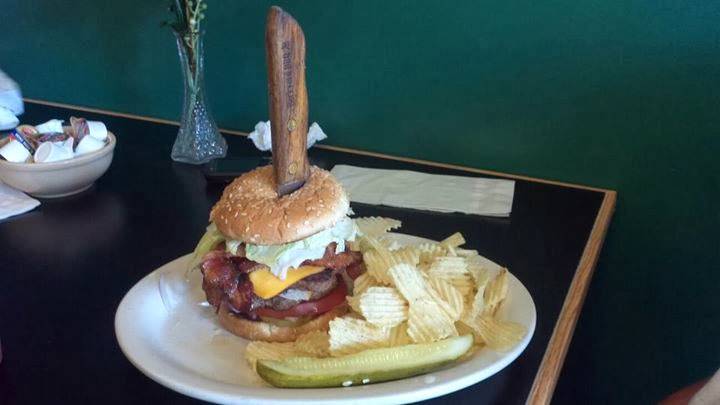 Old School Cafe and Bakery | restaurant | 304 E 4th St, Huntingburg, IN 47542, USA | 8126834392 OR +1 812-683-4392