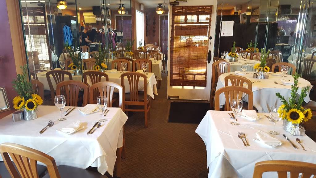 Crown Bistro | restaurant | 520 Orange Ave, Coronado, CA 92118, USA | 6194353678 OR +1 619-435-3678