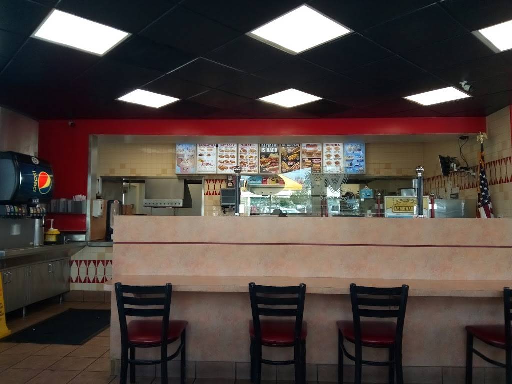 Wienerschnitzel | restaurant | 25250 Madison Ave, Murrieta, CA 92562, USA | 9514619697 OR +1 951-461-9697