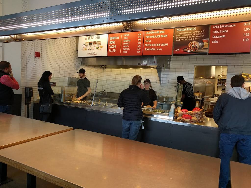 Chipotle Mexican Grill | restaurant | 1317 Q St Suite 100, Lincoln, NE 68508, USA | 4024741133 OR +1 402-474-1133