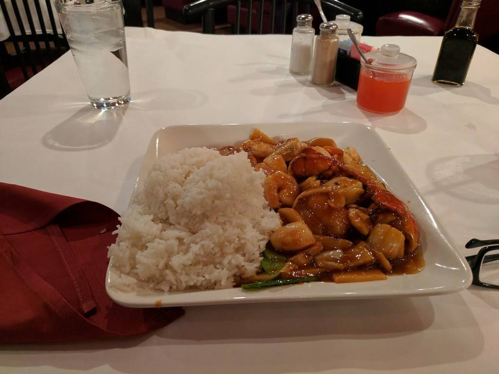 Lucky House | restaurant | 56 E Schrock Rd, Westerville, OH 43081, USA | 6148989860 OR +1 614-898-9860