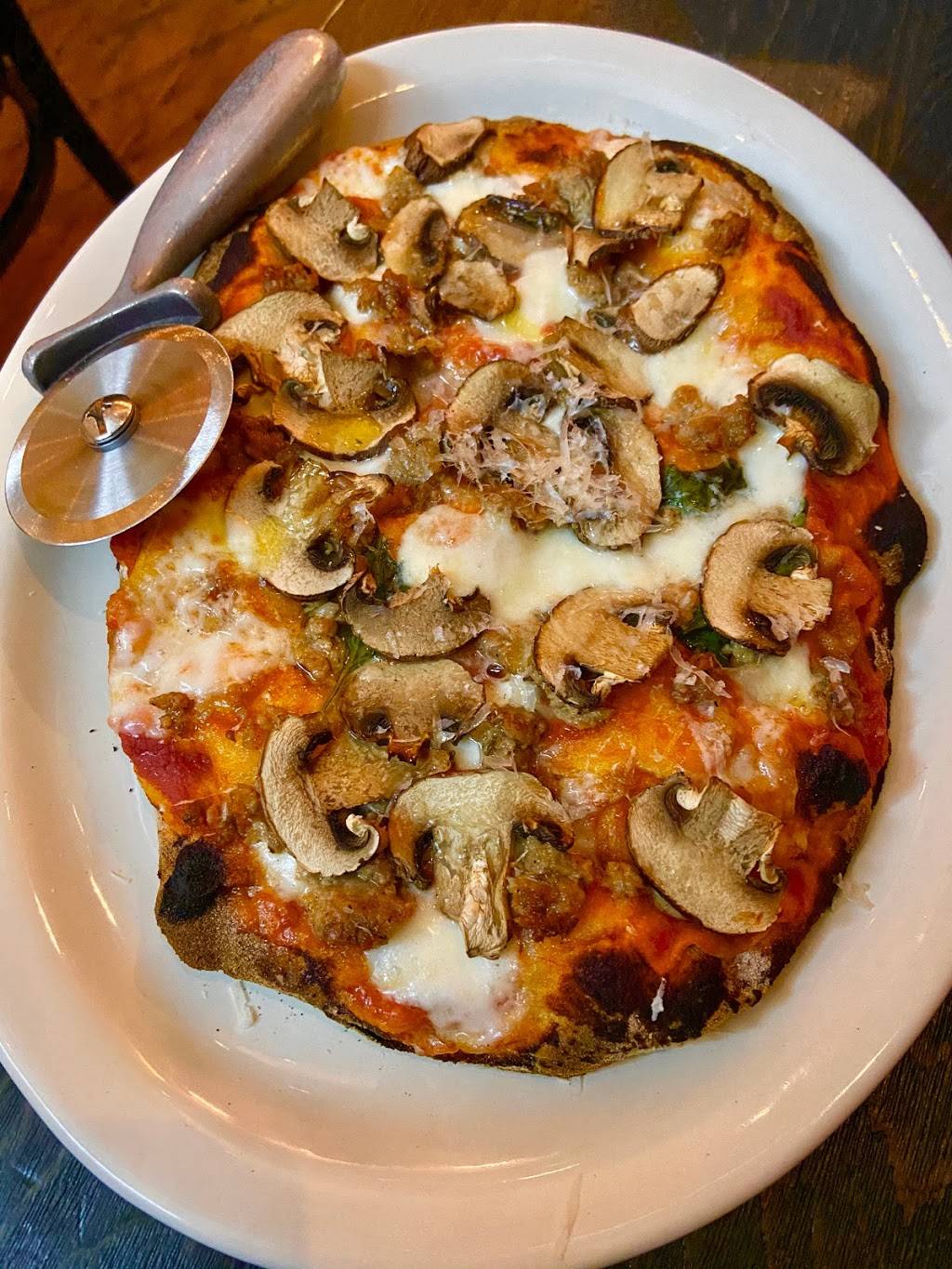 lAventino Forno Romano | restaurant | 355 E Ohio St, Chicago, IL 60611, USA | 3129645112 OR +1 312-964-5112