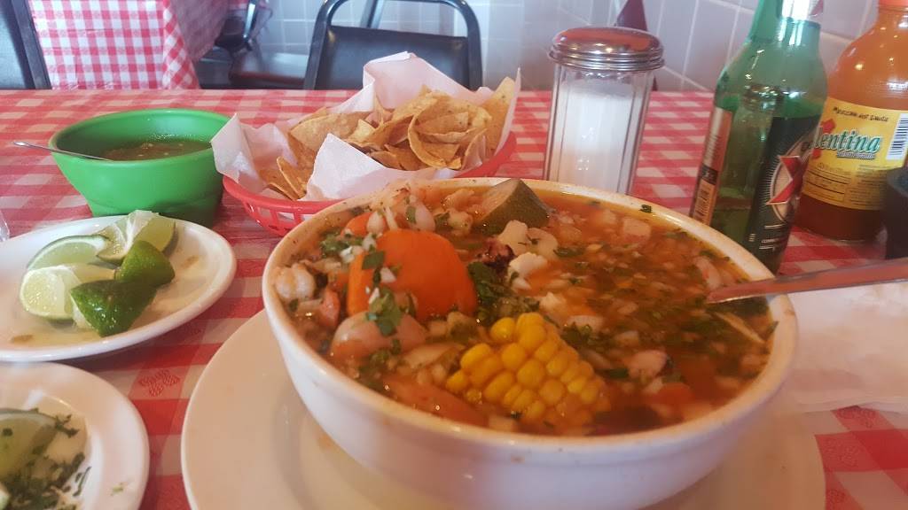 Los Dos Compadres | restaurant | 2409 Mannheim Rd, Franklin Park, IL 60131, USA | 8474555990 OR +1 847-455-5990