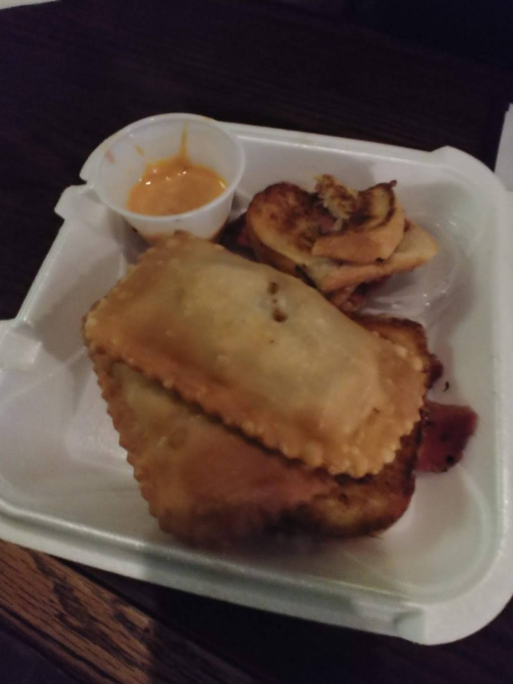 Johnny’s Irish Pub | restaurant | 1382 Culver Rd, Rochester, NY 14609, USA | 5852240990 OR +1 585-224-0990