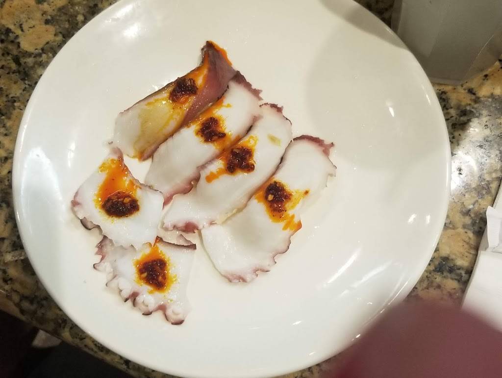 Matsu Sushi | restaurant | 29495 The Old Rd, Castaic, CA 91384, USA | 6612570023 OR +1 661-257-0023