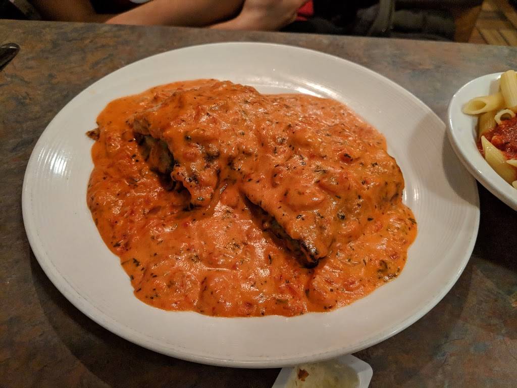 Crispis Italian Cuisine | restaurant | 136 Broad St, Bridgewater, MA 02324, USA | 5086976733 OR +1 508-697-6733