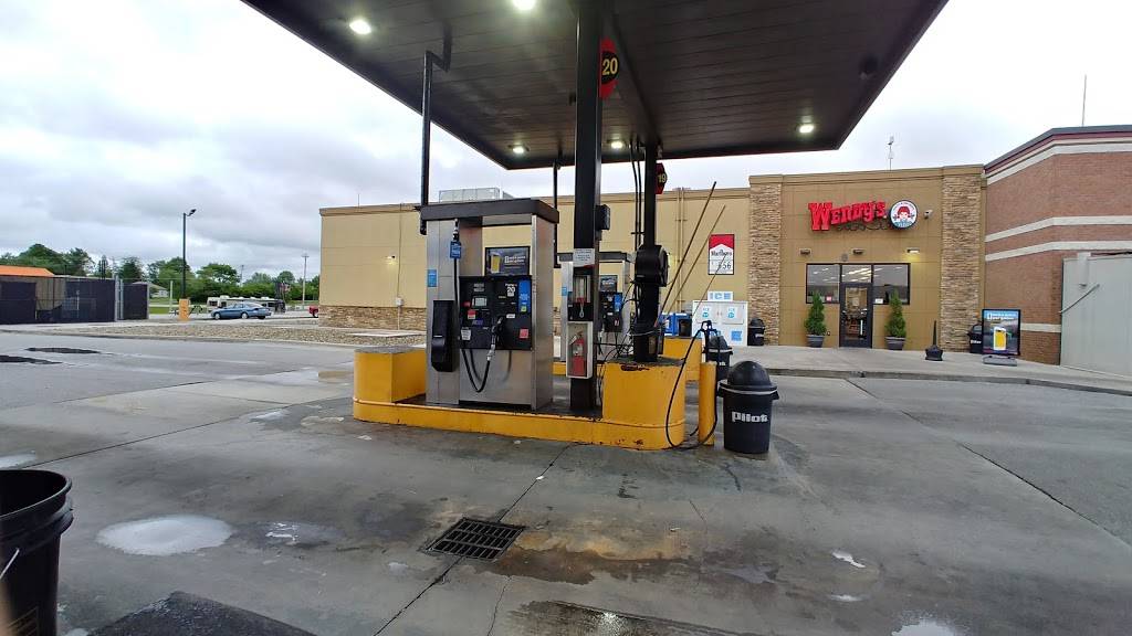 Pilot Travel Center | restaurant | 2449 Genesis Rd, Crossville, TN 38571, USA | 9317871901 OR +1 931-787-1901