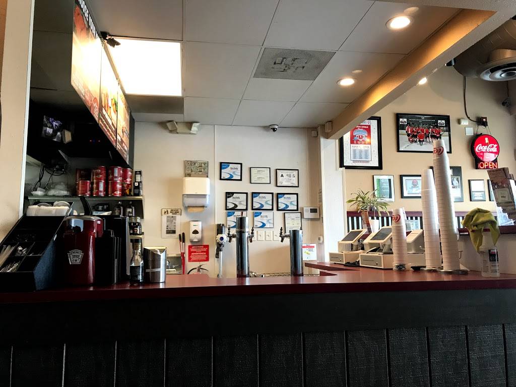 Flip-a-Lo’s | restaurant | 7629 Pineville-Matthews Rd a, Charlotte, NC 28226, USA | 7045408311 OR +1 704-540-8311