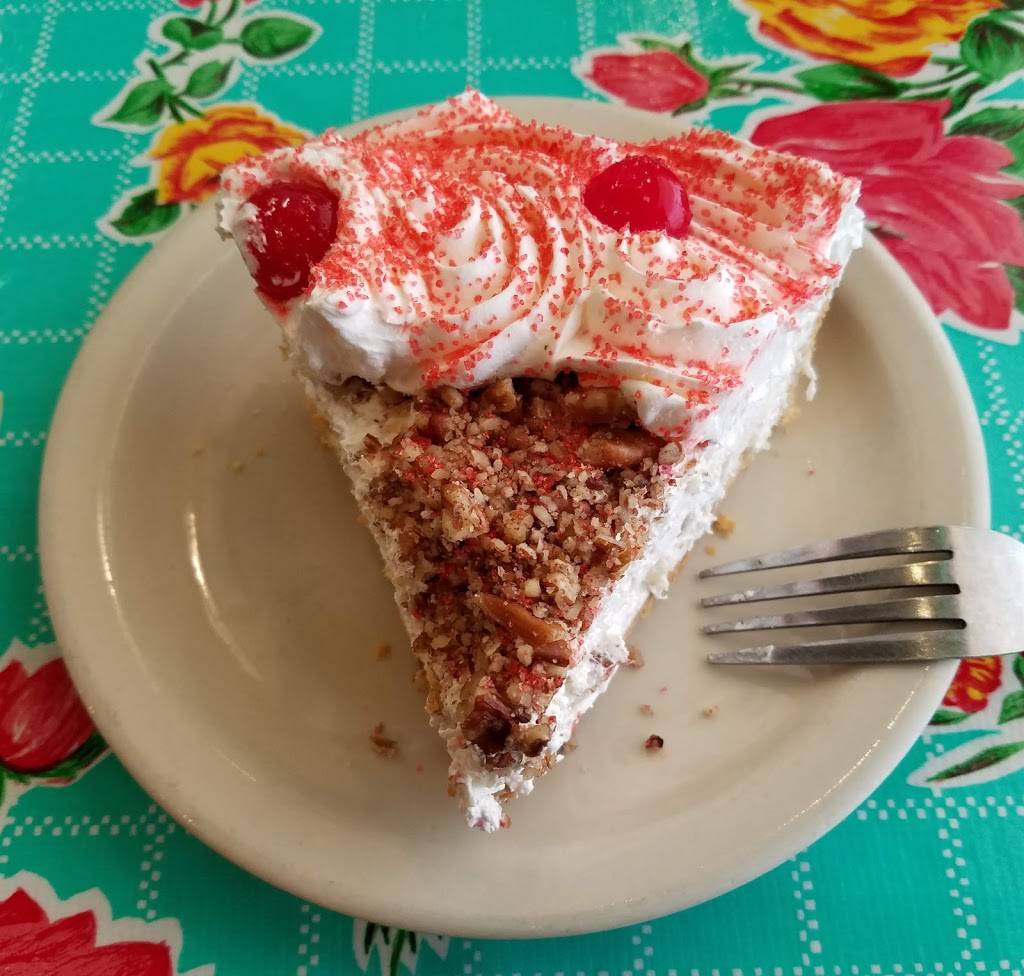 TEXAN CAFE & Pie Shop | cafe | 207 East St, Hutto, TX 78634, USA | 5128462885 OR +1 512-846-2885