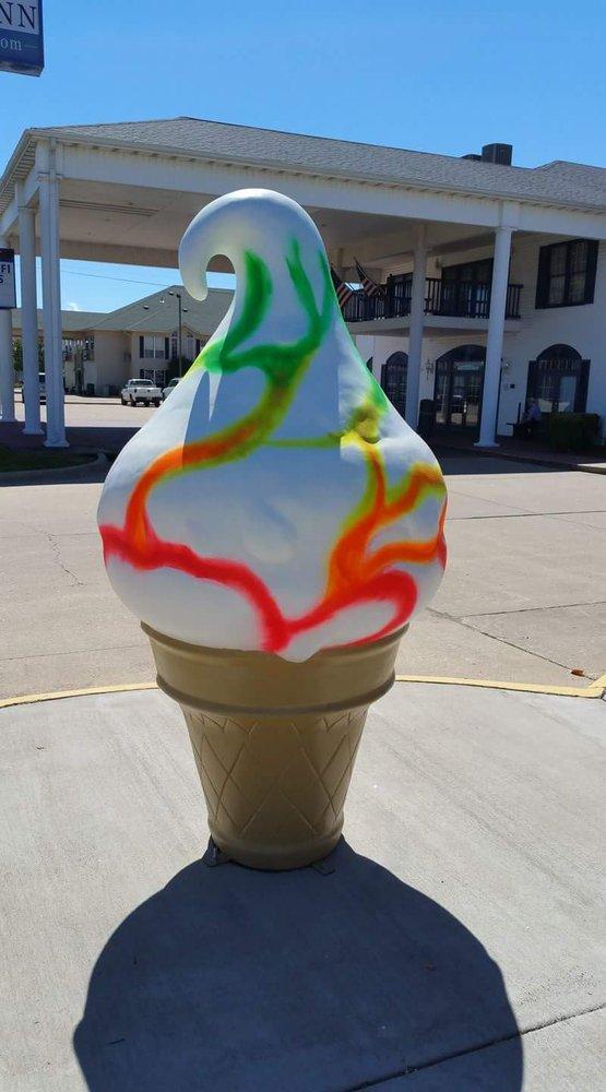 Dreami Cremes | restaurant | 3311 Shepherd of the Hills Expy, Branson, MO 65616, USA | 4173349949 OR +1 417-334-9949