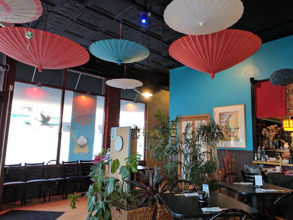 Midoris Floating World Cafe | restaurant | 2629 E Lake St #1925, Minneapolis, MN 55406, USA | 6127213011 OR +1 612-721-3011