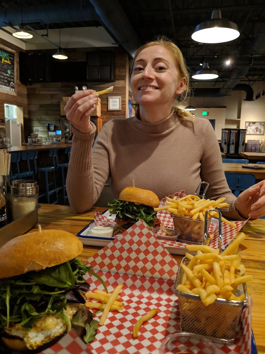 Berkeley Burgers | restaurant | 1313 Ninth Street Suite 130, Berkeley, CA 94710, USA | 5103564382 OR +1 510-356-4382