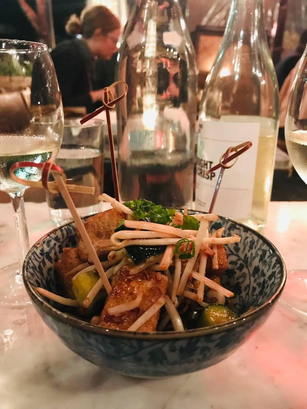 Wallflower | restaurant | 609 Rose Ave, Venice, CA 90291, USA | 4247448136 OR +1 424-744-8136