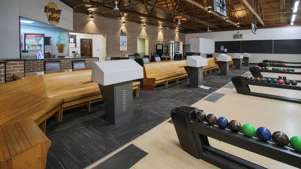 Kingsway Lanes & Restaurant | restaurant | 215 Riverside Dr, Welland, ON L3C 5E3, Canada | 9057352141 OR +1 905-735-2141