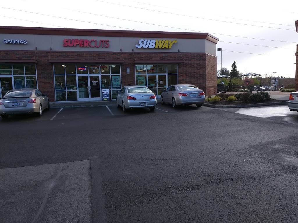 Subway | restaurant | 25725A SW Gwen Dr, Wilsonville, OR 97070, USA | 5035828140 OR +1 503-582-8140