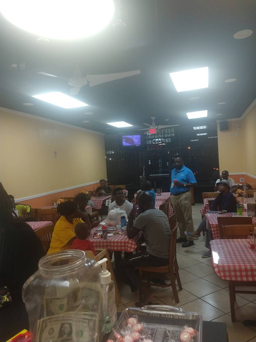 Amala Joint Restaurant | restaurant | 6271 S Texas 6, Houston, TX 77083, USA | 2817212982 OR +1 281-721-2982