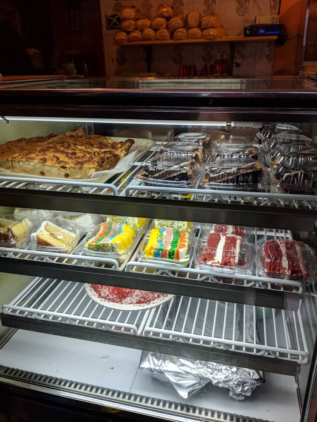 Triple Ds Place | restaurant | 771 Washington Ave, Brooklyn, NY 11238, USA | 7186232310 OR +1 718-623-2310