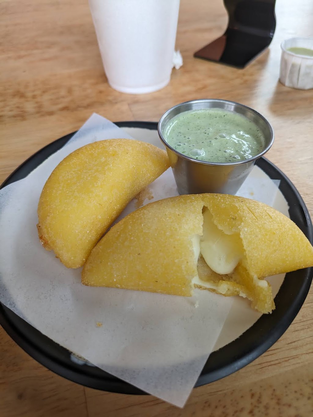 Chick Houz | restaurant | 20326 Tomball Pkwy #100, Houston, TX 77070, USA | 2812057671 OR +1 281-205-7671