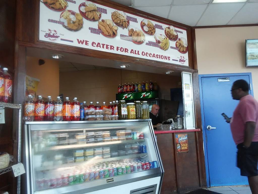 Fisher FISH & CHICKEN 56 N Michigan Rd | restaurant | 5620 Michigan Rd, Indianapolis, IN 46228, USA | 3172029144 OR +1 317-202-9144