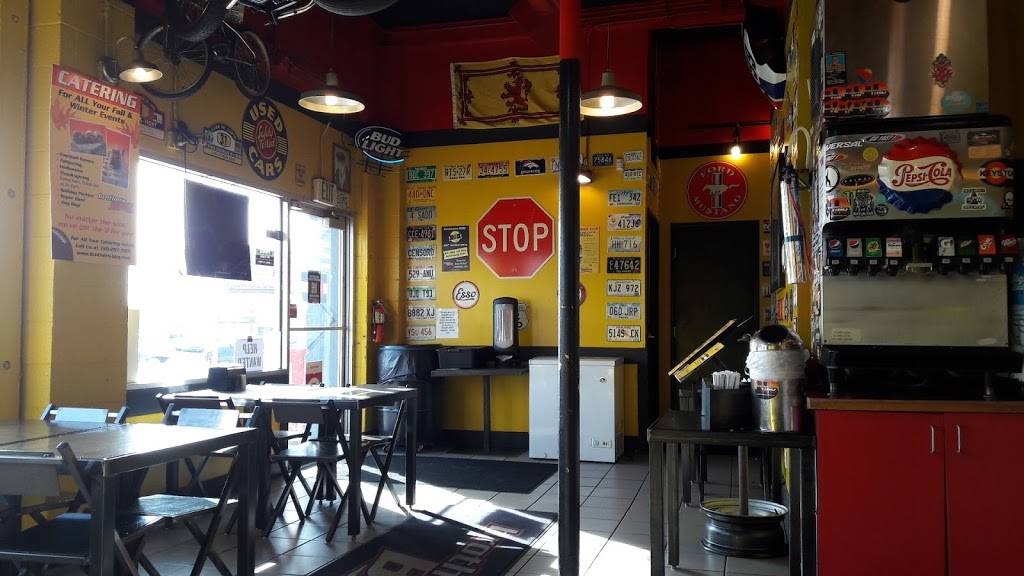 Brothers BBQ | restaurant | 6499 Leetsdale Dr, Denver, CO 80224, USA | 3033223289 OR +1 303-322-3289