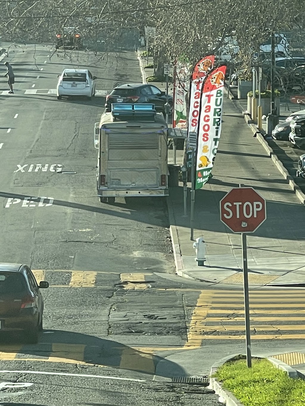 La Hacienda Real Taco Truck | restaurant | 2480-2432 Montana St, Oakland, CA 94602, USA | 5102288633 OR +1 510-228-8633