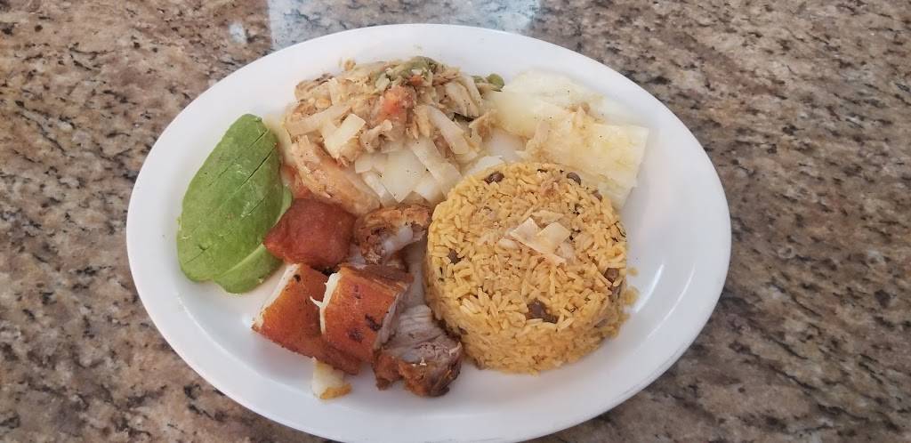 La Playa | restaurant | 87-16 Rockaway Beach Blvd, Far Rockaway, NY 11693, USA | 7183188435 OR +1 718-318-8435