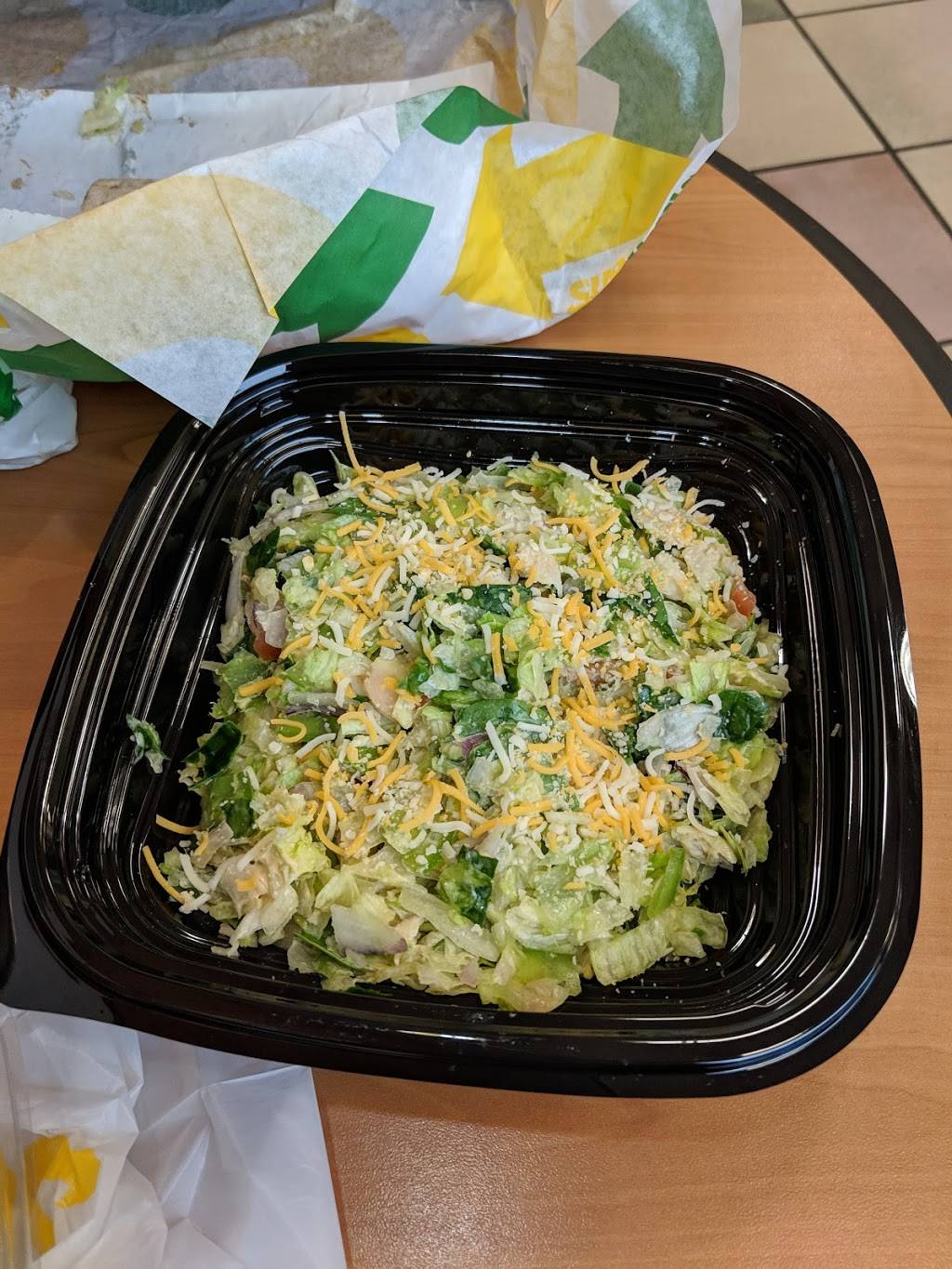 Subway | restaurant | Lowes, 3828 Innes Rd, Orléans, ON K4A 4C5, Canada | 6138241946 OR +1 613-824-1946