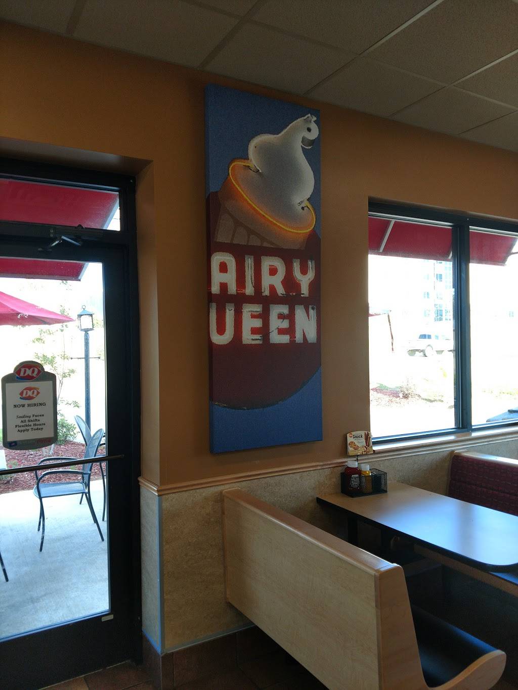 Dairy Queen Grill & Chill | restaurant | 807 S Gloster St, Tupelo, MS 38801, USA | 6622692499 OR +1 662-269-2499
