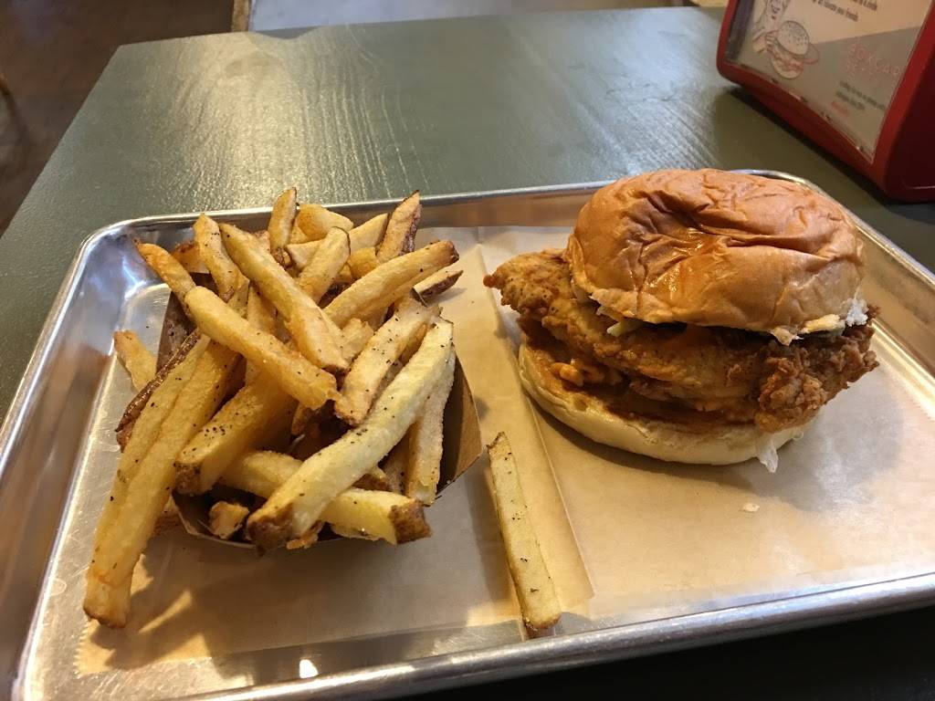 Boxcar Bettys | restaurant | 1922 Savannah Hwy, Charleston, SC 29407, USA | 8432257470 OR +1 843-225-7470