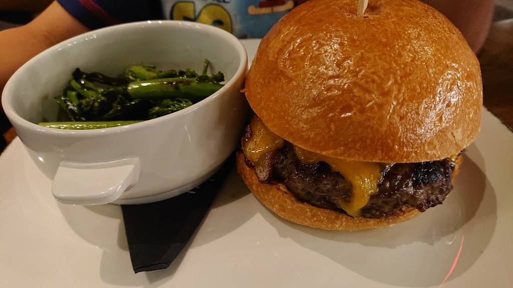 The Blind Pig | restaurant | 4975 Lakeview Ave, Yorba Linda, CA 92886, USA | 7144852593 OR +1 714-485-2593