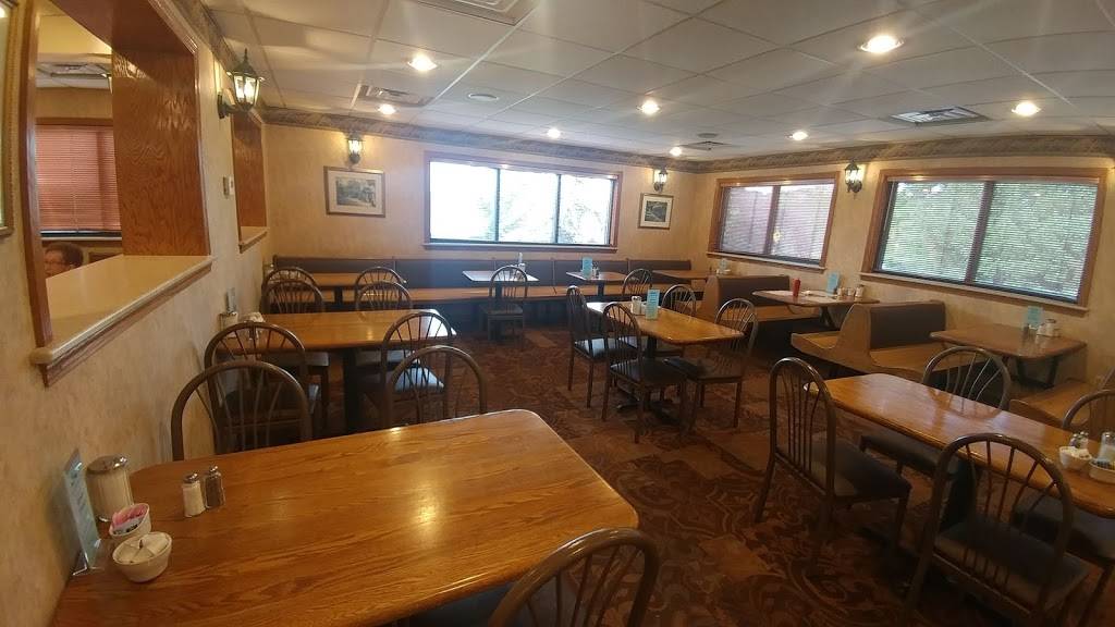 Loris Family Restaurant LLC | restaurant | 17020 McConnelsville Rd, Caldwell, OH 43724, USA | 7407324711 OR +1 740-732-4711