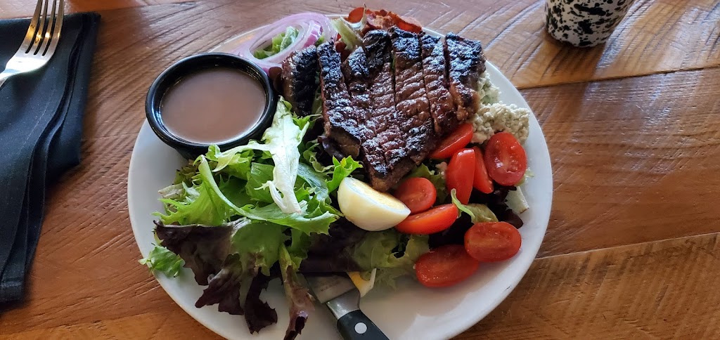 Five Marys Burgerhouse | restaurant | 11825 Main St, Fort Jones, CA 96032, USA | 5304684555 OR +1 530-468-4555