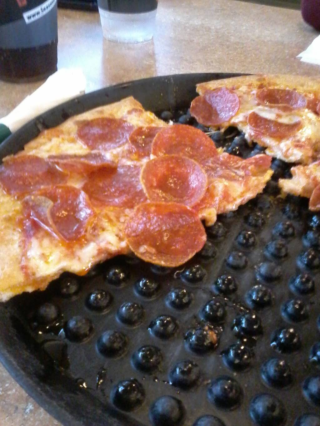 Seasons Pizza | meal delivery | 101 W Pulaski Hwy, Elkton, MD 21921, USA | 4103924800 OR +1 410-392-4800