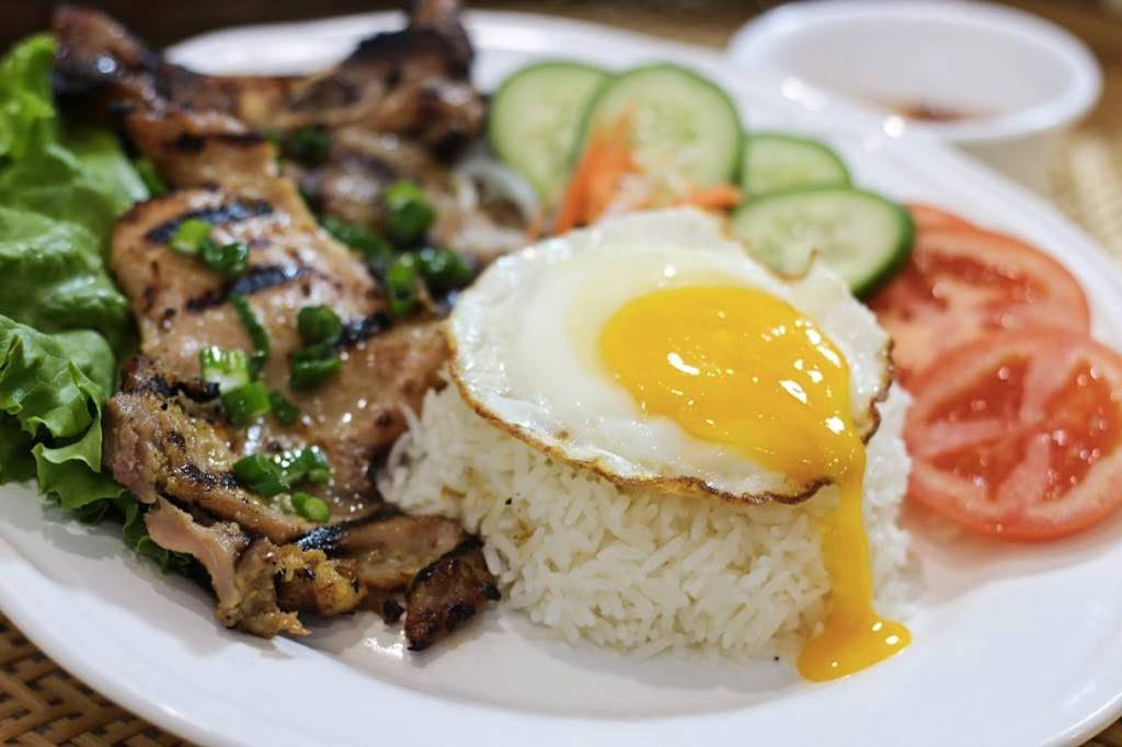 Pho You & I | restaurant | 3406 Dundas St W, York, ON M6S 2S4, Canada | 4167621919 OR +1 416-762-1919