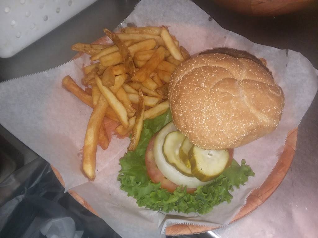 Nortons Sports Bar | restaurant | 1824 Main St, Dunedin, FL 34698, USA | 7277331840 OR +1 727-733-1840