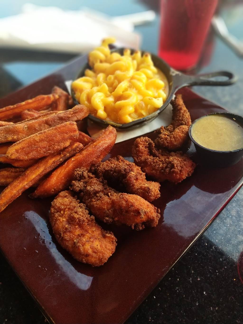 Js Corner Restaurant & Bar | restaurant | 1015 Rosewood Dr, Columbia, SC 29201, USA | 8038620702 OR +1 803-862-0702