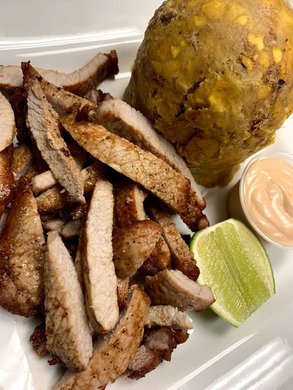 El Primo Restaurant | restaurant | 1025 Central St, Leominster, MA 01453, USA | 9787981658 OR +1 978-798-1658