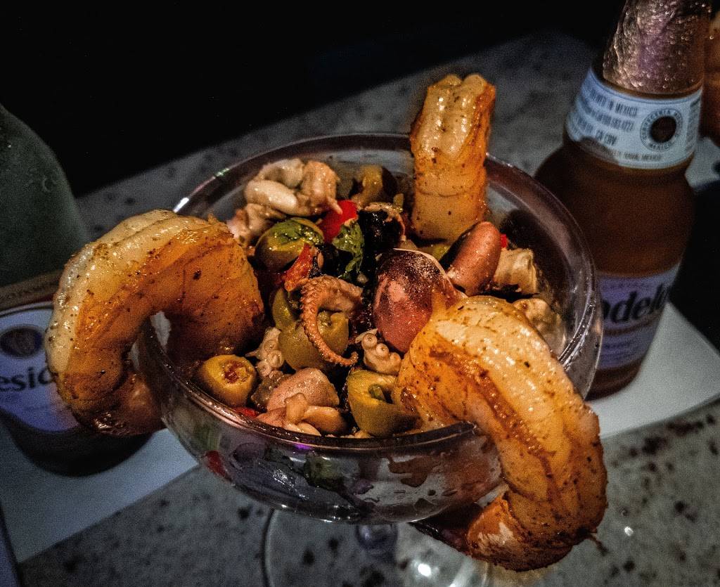 La Plasita Restaurant | restaurant | 7700 N Florida Ave, Tampa, FL 33604, USA | 8132310311 OR +1 813-231-0311