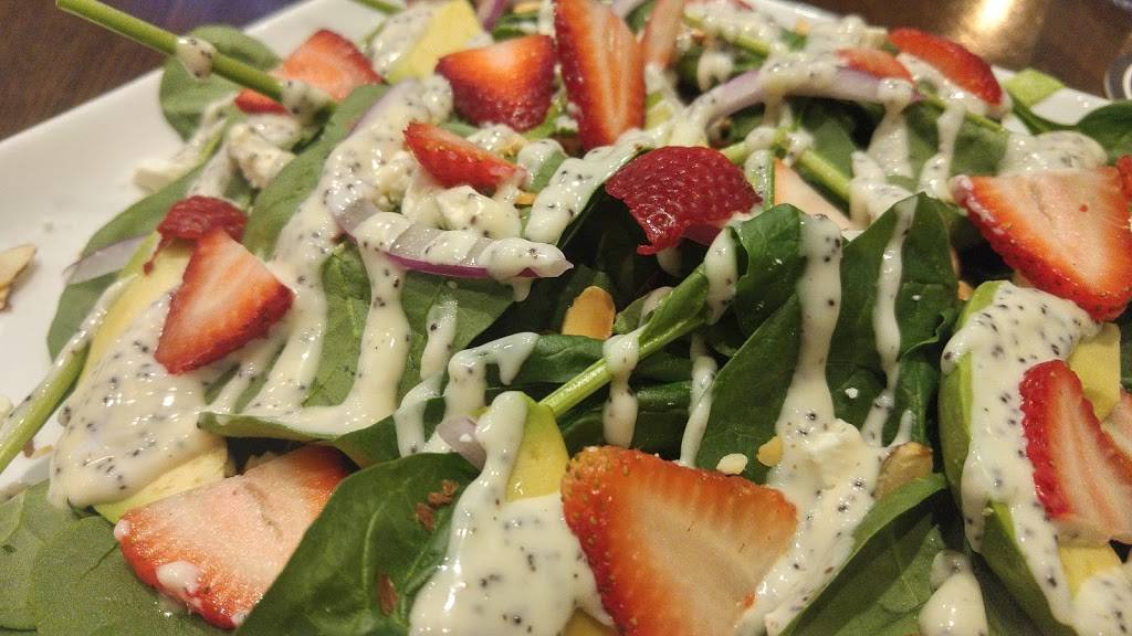 Wallabys Bar and Grille | restaurant | 2733 Stange Rd, Ames, IA 50010, USA | 5152921167 OR +1 515-292-1167