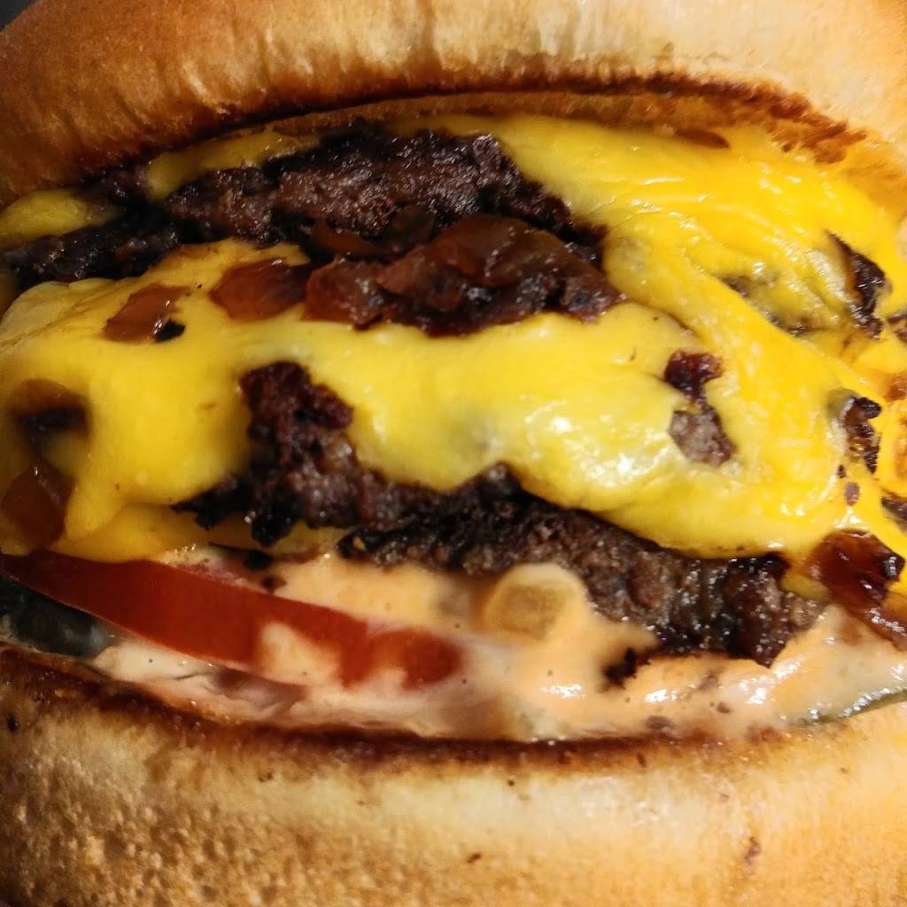 In-N-Out Burger | restaurant | 720 Admiral Callaghan Ln, Vallejo, CA 94591, USA | 8007861000 OR +1 800-786-1000