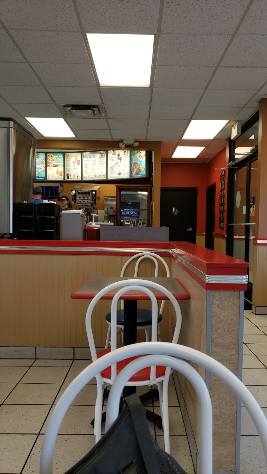 Dairy Queen | restaurant | 2715 Trinity Dr, Sioux City, IA 51108, USA | 7122391461 OR +1 712-239-1461