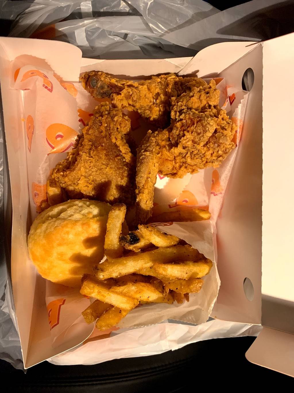 Popeyes Louisiana Kitchen | restaurant | 120 E Central Texas Expy, Harker Heights, TX 76548, USA | 2546807711 OR +1 254-680-7711