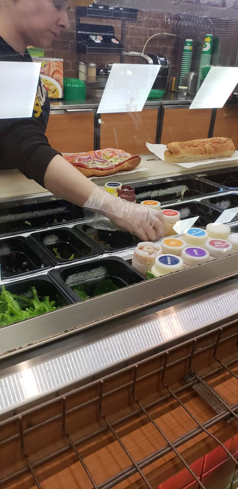 Subway Restaurants | restaurant | 8445 Walbrook Dr, Knoxville, TN 37923, USA | 8655311395 OR +1 865-531-1395