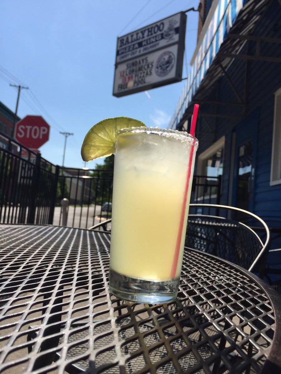 Ballyhoo Tavern & Pizza King | night club | 900 Chestnut St, Terre Haute, IN 47807, USA | 8122323939 OR +1 812-232-3939