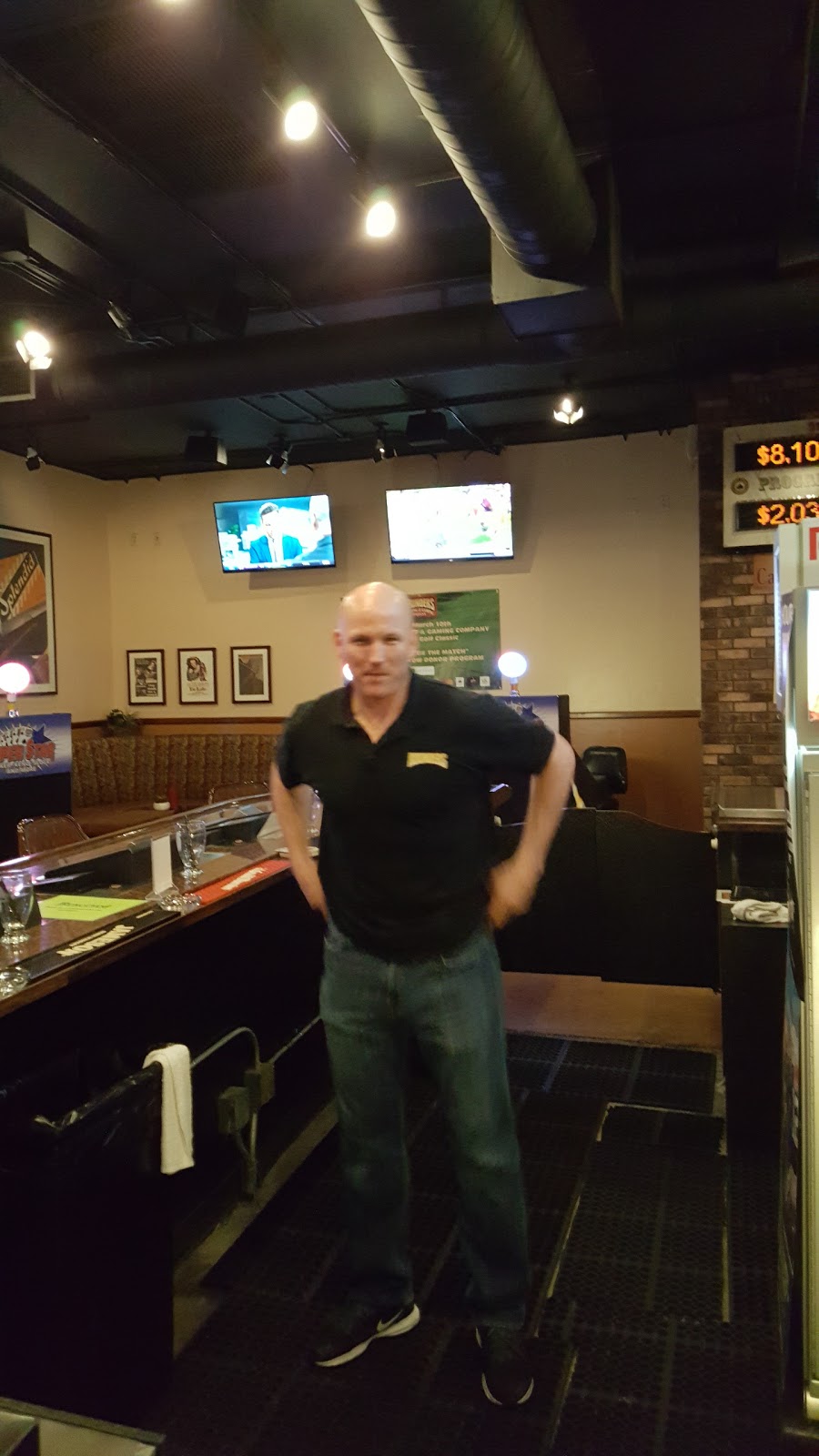 Rounders South Buffalo | restaurant | 4455 S Buffalo Dr, Las Vegas, NV 89147, USA | 7022474308 OR +1 702-247-4308