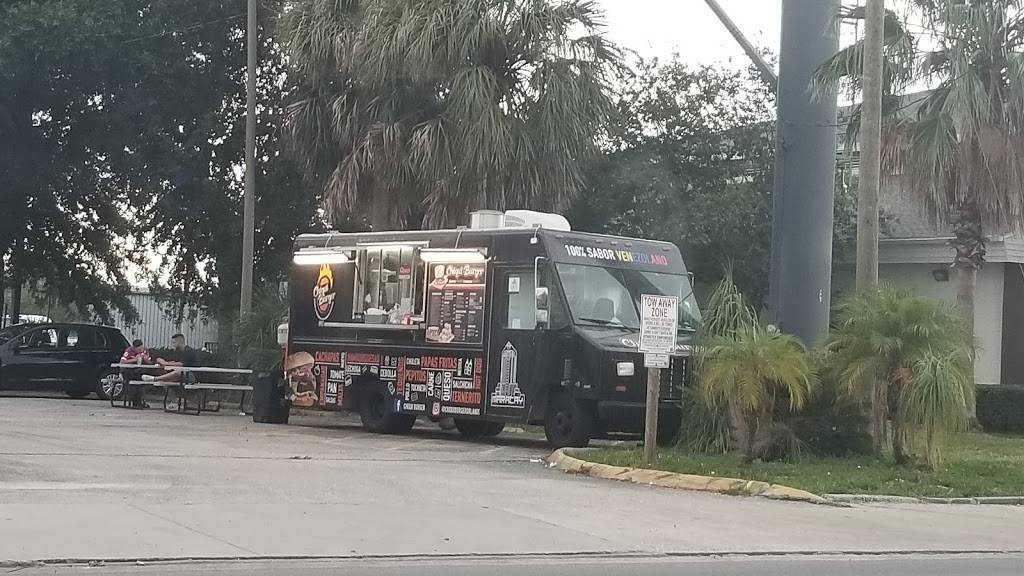Chiqui Burger 2 | restaurant | 7200 International Dr, Orlando, FL 32819, USA | 7862711242 OR +1 786-271-1242