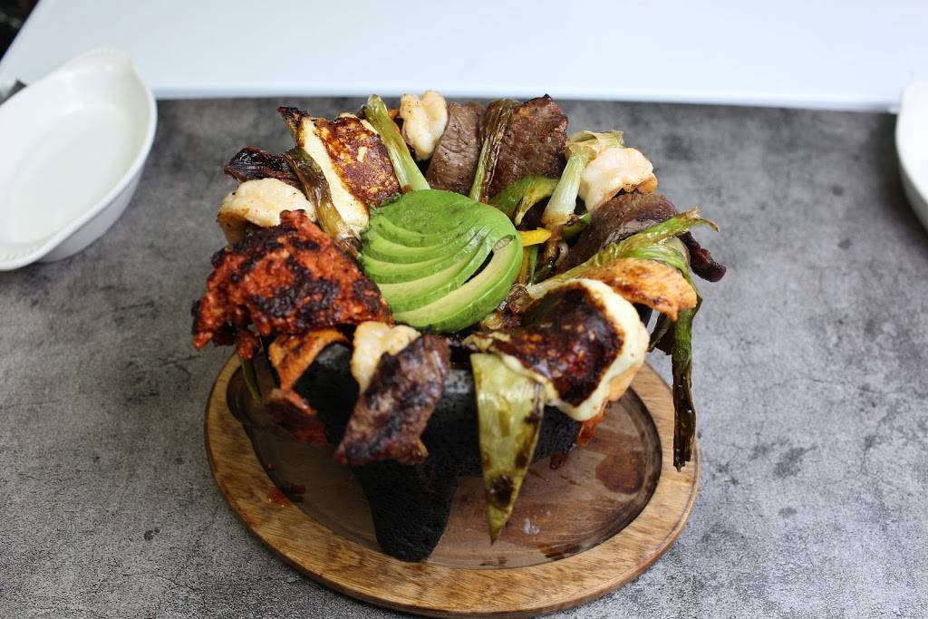 Don Diablos Ceviche, Mariscos & Sushi Bar & Restaurant | restaurant | 650 S Lincoln Ave, Corona, CA 92882, USA | 9514275357 OR +1 951-427-5357