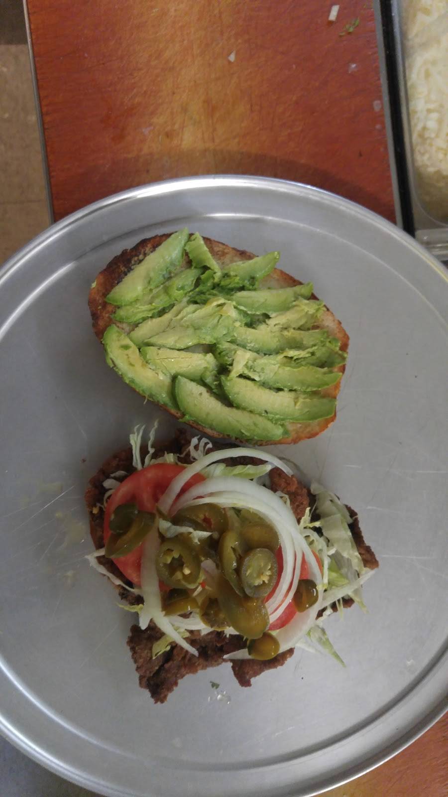 Taqueria La Penca | restaurant | 108 E Olive Ave, Fresno, CA 93728, USA | 5592661202 OR +1 559-266-1202