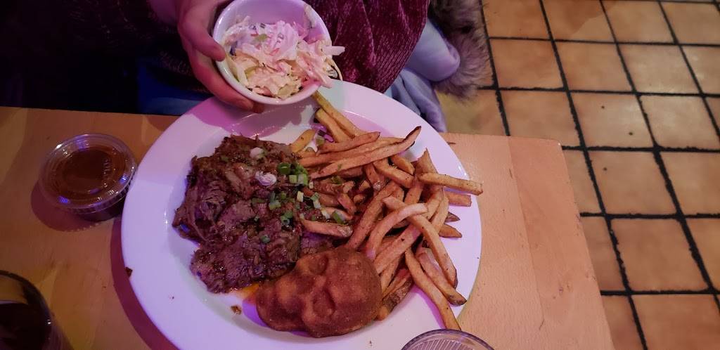 XYZ the Tavern | restaurant | 6419 Detroit Ave, Cleveland, OH 44102, USA | 2167061104 OR +1 216-706-1104